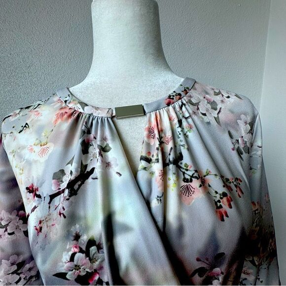 Calvin Klein Y2K Top Floral Ruched Split Neck Stretch Shirt - Picture 10 of 16